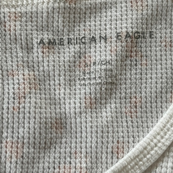 American Eagle Patchwork Floral V-Neck Top size small - Picture 8 of 9